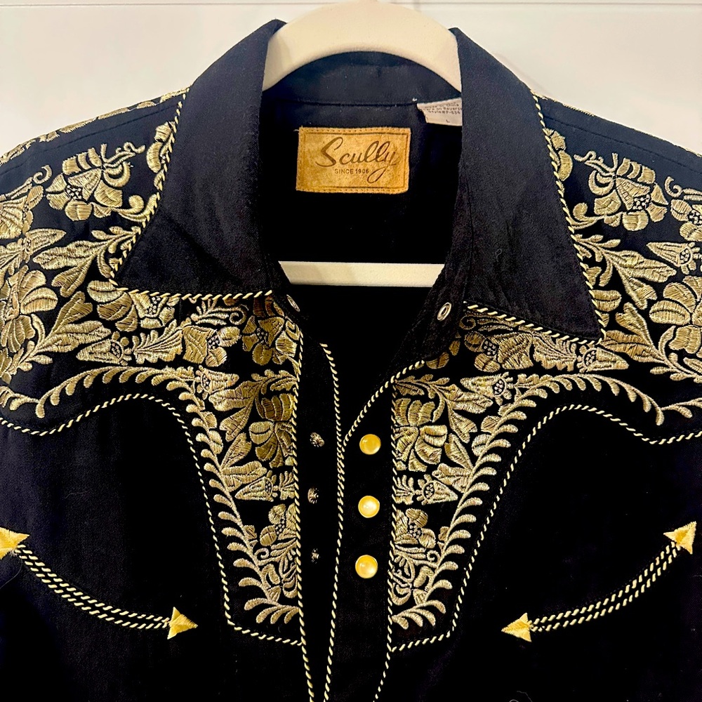 Vintage-Inspired Scully Black and Gold Embroidered Western Shirt – Men’s L